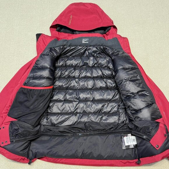 🔥 Arc'teryx Bordeaux Red GORE-TEX Down Jacket | Cozy + Weather-Ready 🍷 - Picture 6 of 8